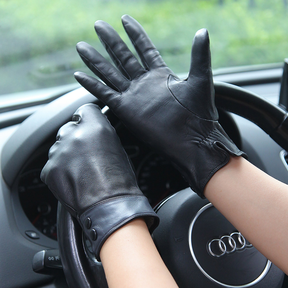Modne czarne rękawiczki z praw – Wool Glove Lined recenzja i cena